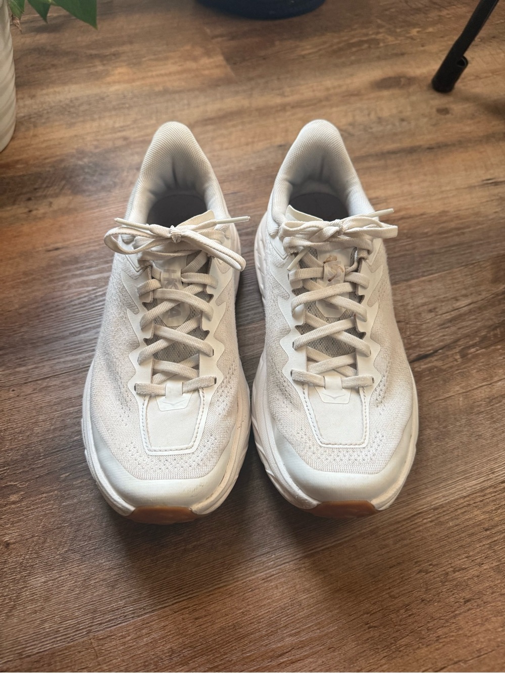HOKA Speedgoat 5 Women’s 8.5 White Trail Running Shoes Vibram